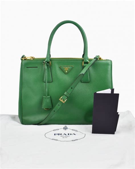 bolsa prada verde|Bolsas Prada para mujer .